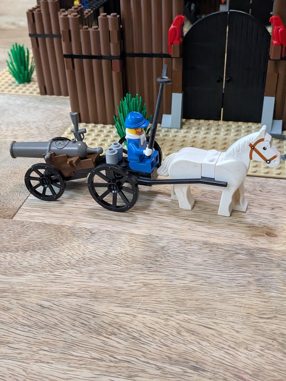 🔥 LEGO 6769 Fort Legoredo (1996) — RARE Classic Western Fort! 🔥 - Picture 12 of 16